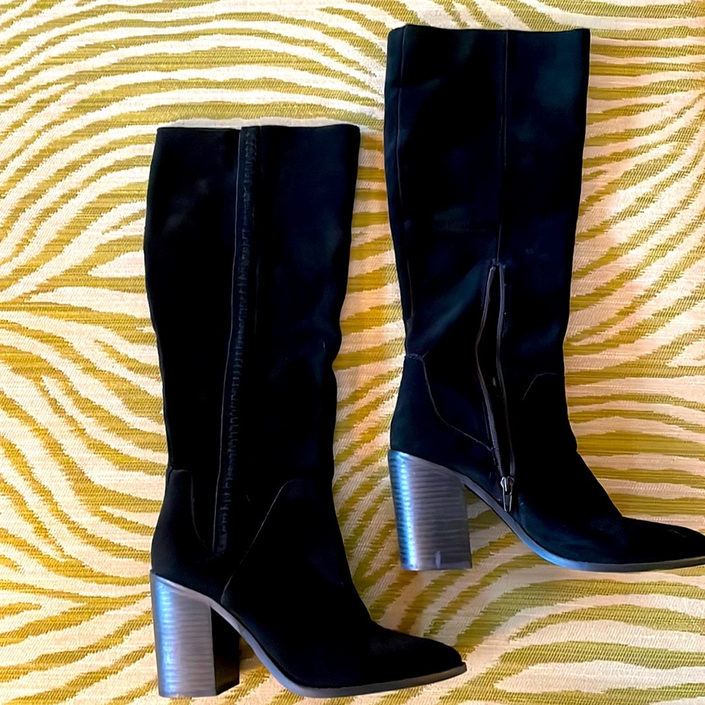 Steve Madden black suede boots; excellent condition; size 9